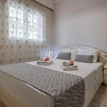 Eleni's Ground Floor Alykanas (Zakynthos)